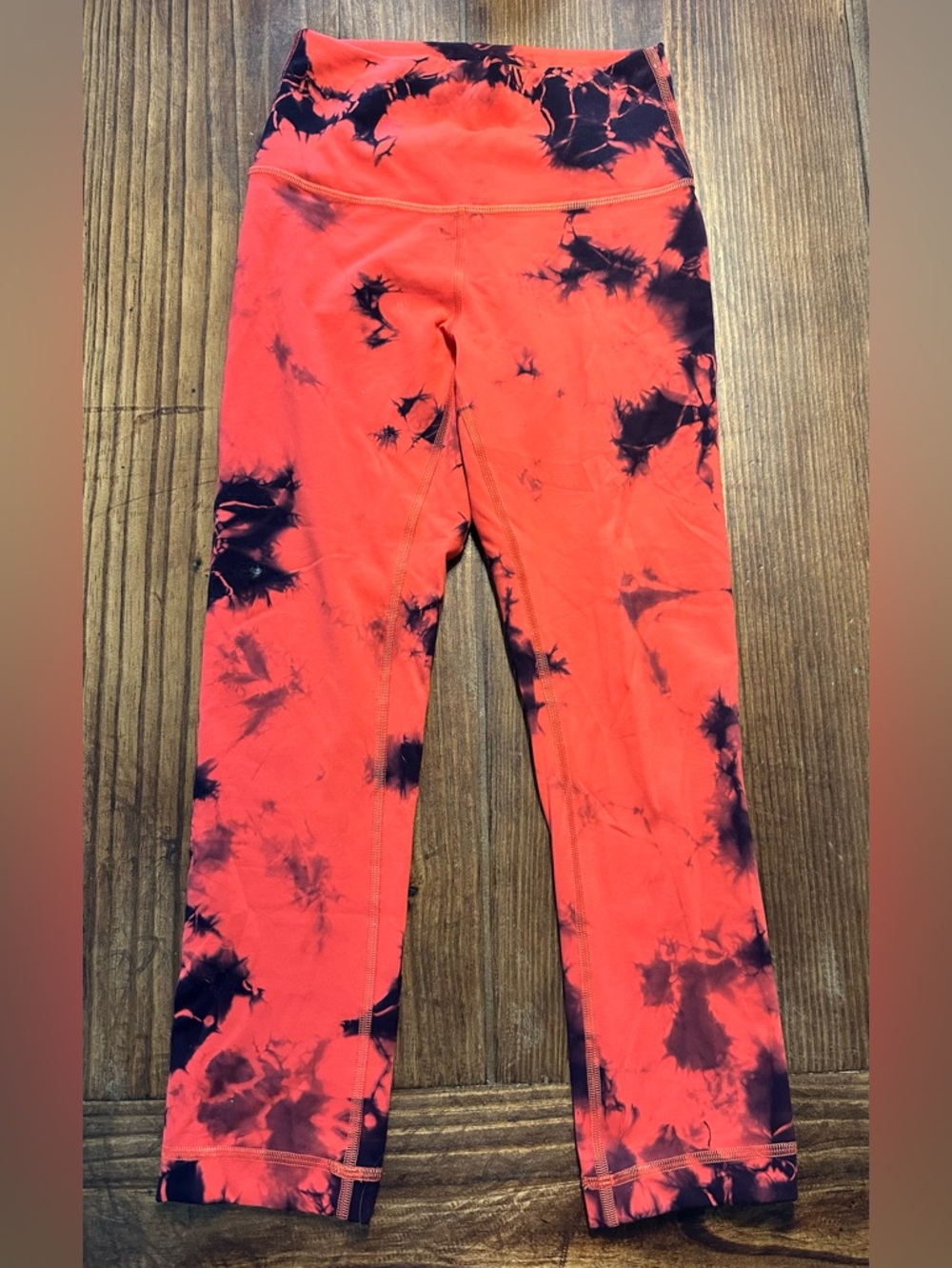 Lululemon Wundertrain high rise crop leggings
